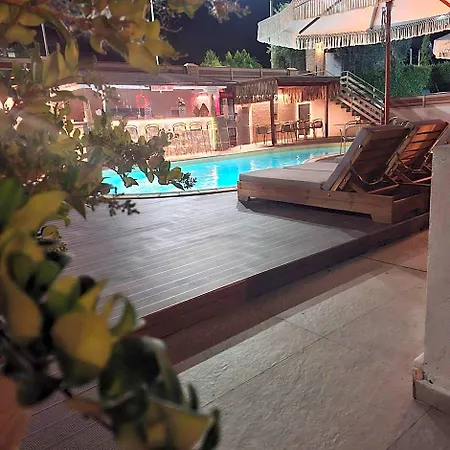 Vera Lilli Hotel